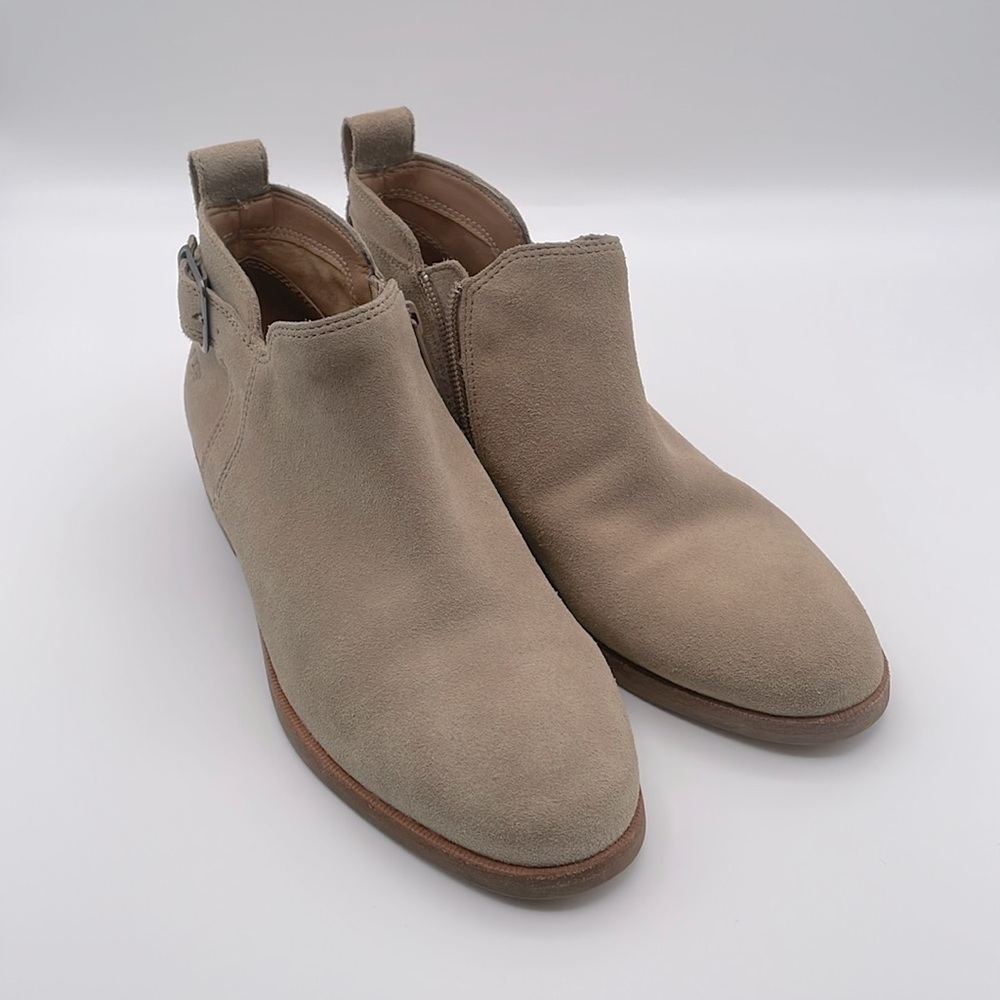 UGG - Zip Up Suede Ankle Boots Booties -  Tan - 6
